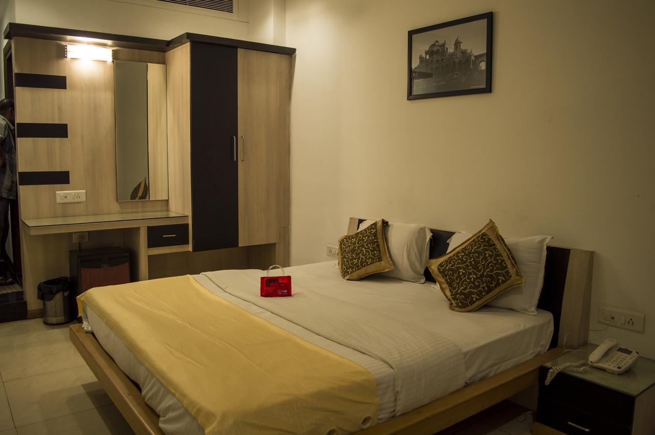 Oyo 751 Hotel Shree Palace Бхопал Екстер'єр фото